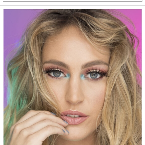 Tarte Eyeshadow Palette - Picture 6 of 6